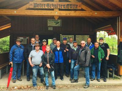 Wanderung Ostern 2017 - Zwischenstopp beim PWV Erbach
Die Wanderung führte diesmal zum Hundeverein Sanddorf
